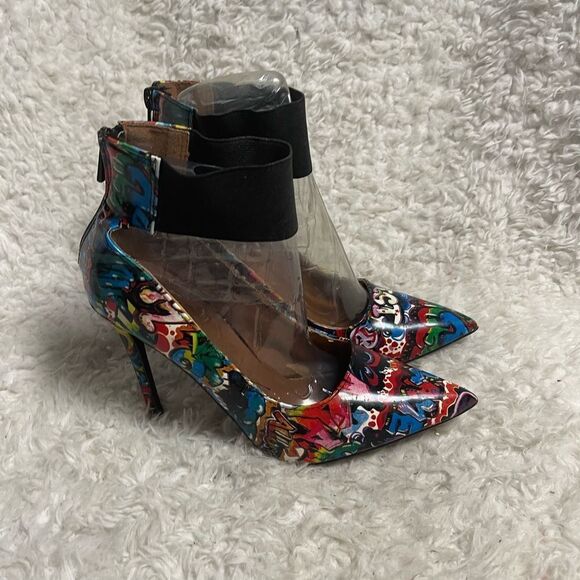 Dollhouse Graffiti print multi color ankle strap heels back zipper  SZ9 - Picture 1 of 13